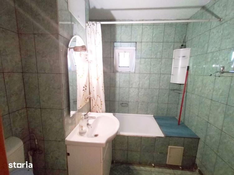 Apartament cu 2 camere în Rovine