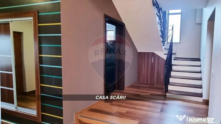 Casă cu 4 camere cu Teren 3657 Mp în Buzești