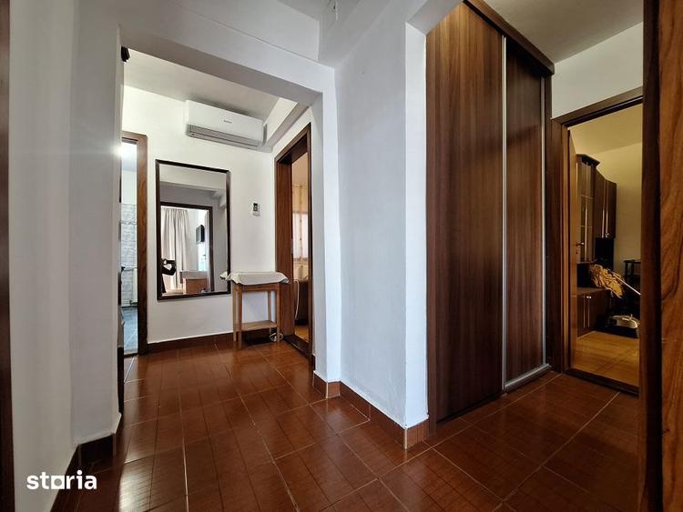 Apartament cu 3 camere decomandat, mobilat în Ciarda Roșie