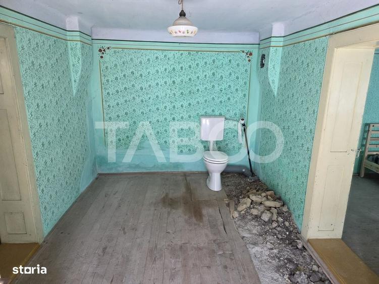 Casă cu 3 camere cu Teren 1800 Mp în Păuca