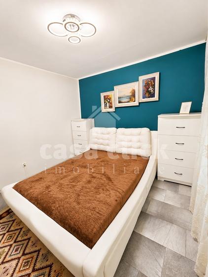 Apartament cu 3 camere decomandat în Piața Centrală