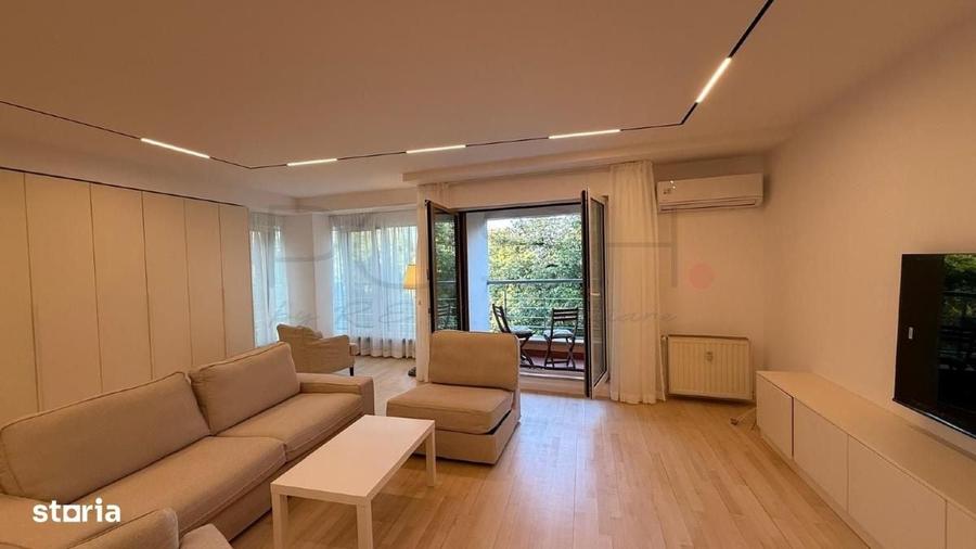 Apartament cu 3 camere în Aviatorilor