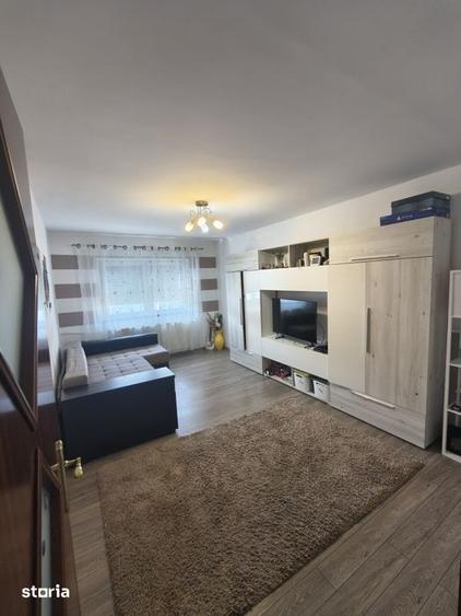 Apartament cu 2 camere decomandat, mobilat în Central