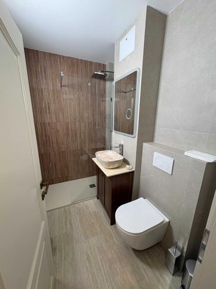 Apartament cu 2 camere decomandat în Cantemir
