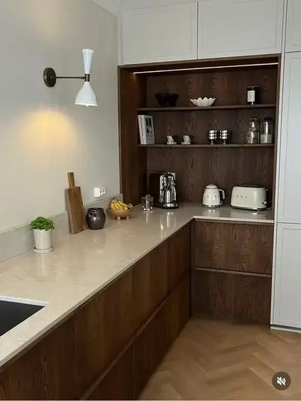 Apartament cu 3 camere semidecomandat în Theodor Pallady