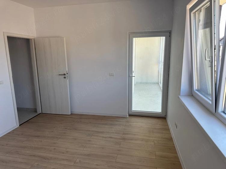 Apartament cu 2 camere decomandat în Giroc