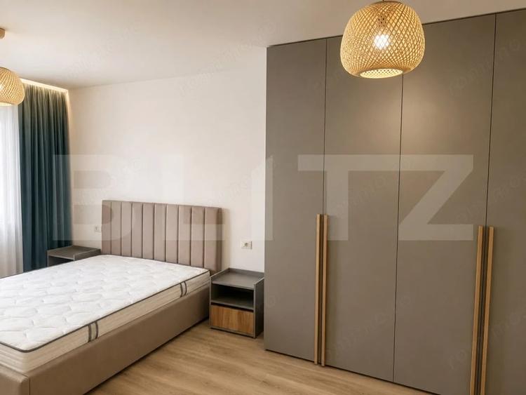 Apartament cu 3 camere decomandat în Răcădău