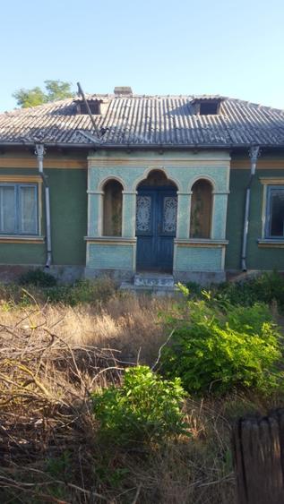 Casă cu 4 camere în Drumul Carului