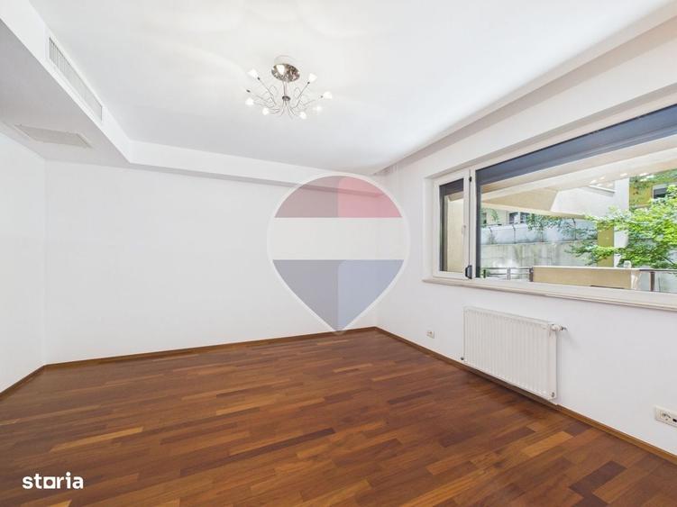 Apartament cu 3 camere în Nordului