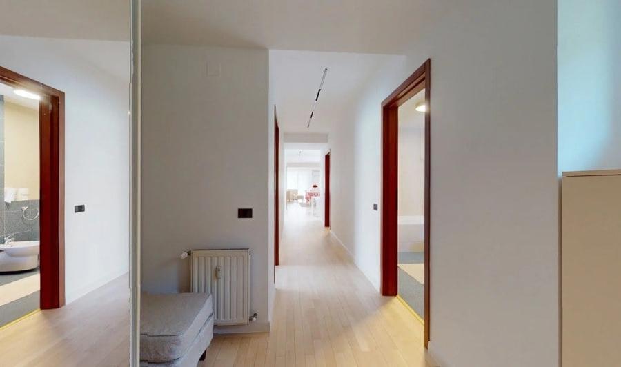 Apartament cu 3 camere în Aviatorilor