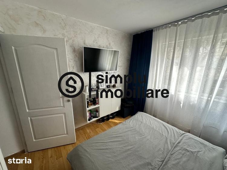 Apartament cu 3 camere semidecomandat în Central