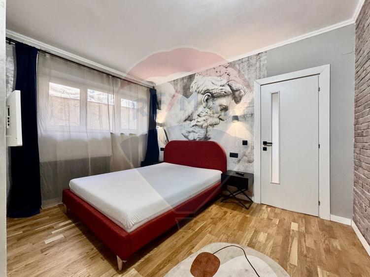 Apartament cu 2 camere decomandat, mobilat în Ultracentral