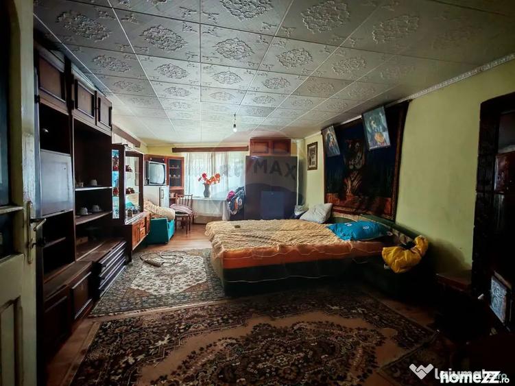 Casă cu 3 camere cu Teren 1757 Mp în Ultracentral