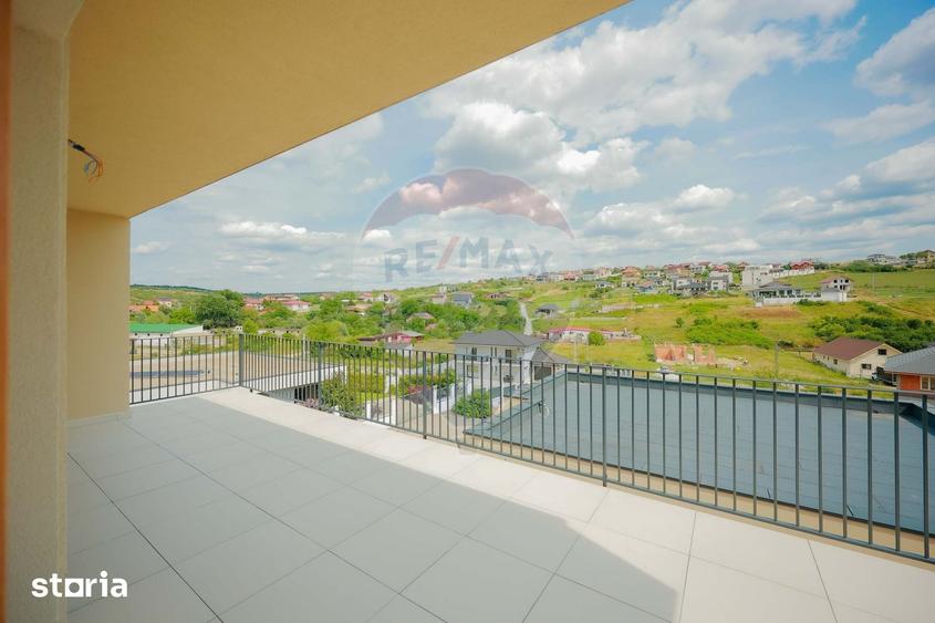 Casă cu 5 camere cu Teren 435 Mp în Paleu