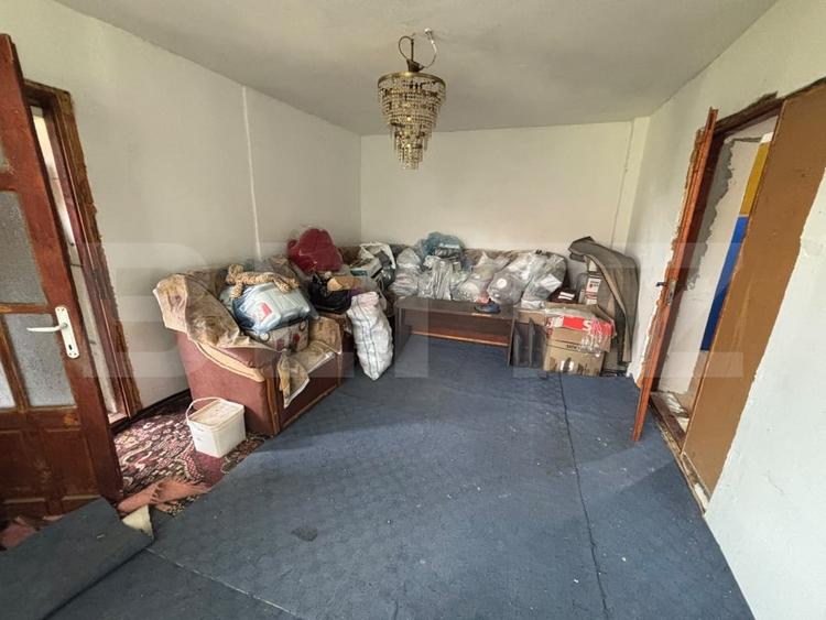 Casă individuală cu 3 camere cu Canalizare în Titu
