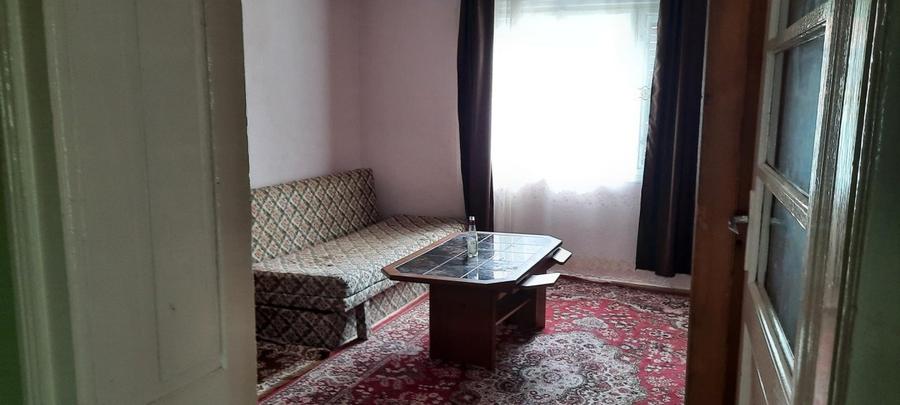 Casă individuală cu 2 camere cu Teren 720 Mp în Poiana Sibiului
