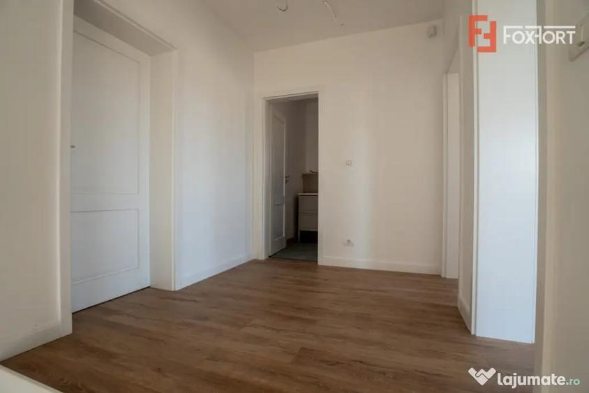 Casă cu 4 camere cu Teren 633 Mp în Moșnița Nouă