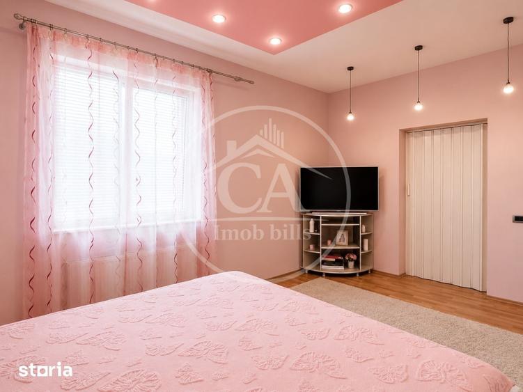 Casă cu 5 camere decomandat cu Teren 298 Mp în Rogerius