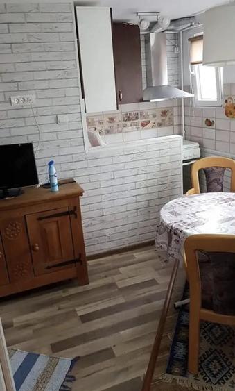 Garsonieră decomandată în Govândari