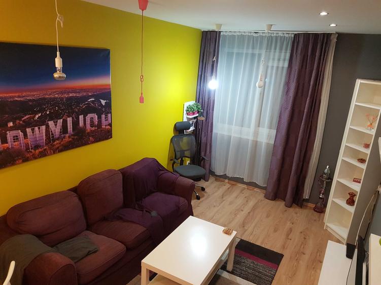 Apartament cu 2 camere decomandat în Vitan
