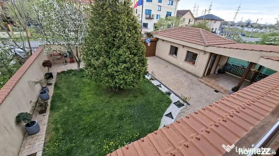 Casă cu 6 camere cu Teren 445 Mp în Nord