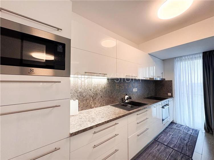 Apartament cu 3 camere decomandat, mobilat în Aviației