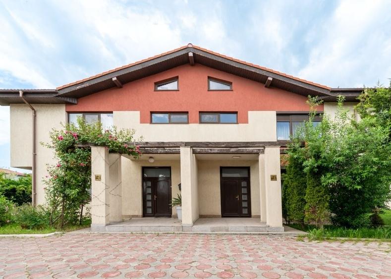 Casă cu 4 camere cu Teren 600 Mp în Lazu