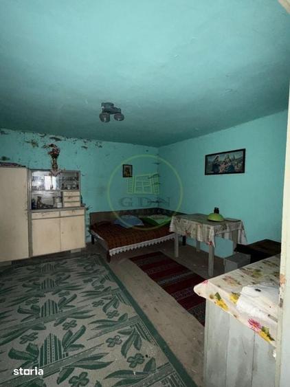 Casă cu 2 camere cu Teren 800 Mp în Mândra