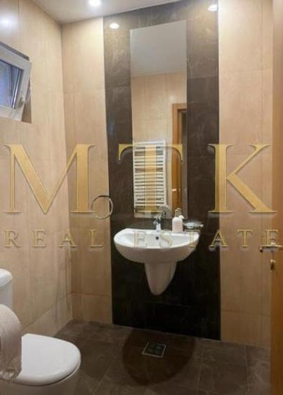 Duplex cu 6 camere cu Piscina în Pipera
