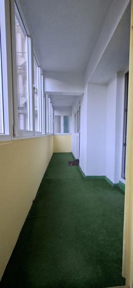 Apartament cu 4 camere semidecomandat în Drumul Taberei