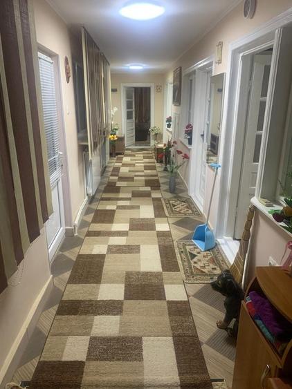 Casă cu 4 camere în Puiești