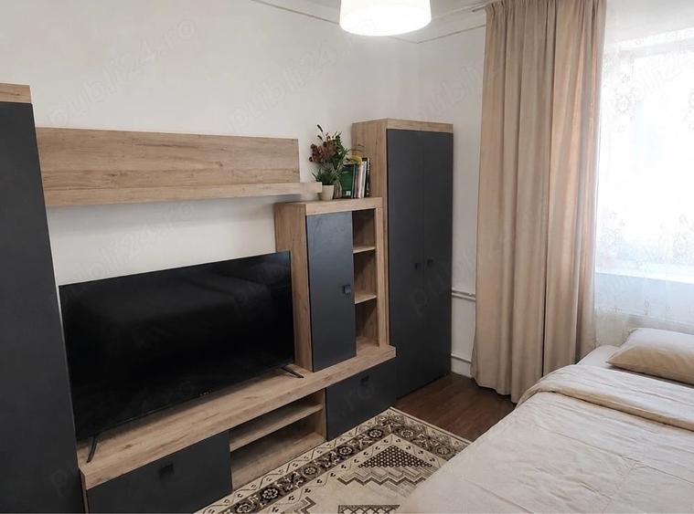 Garsonieră decomandată în Granit