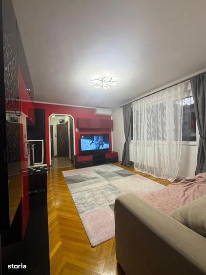 Apartament cu 3 camere în Circumvalațiunii
