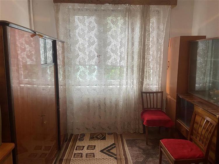 Garsonieră decomandată, mobilată în Gară