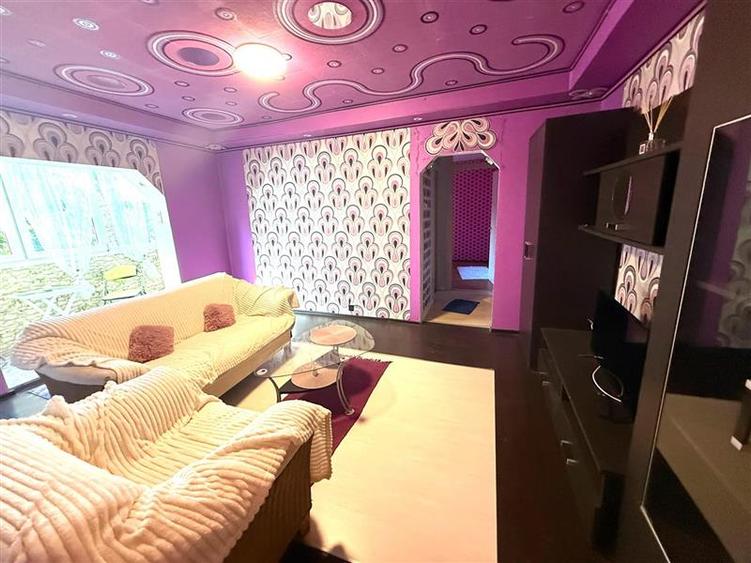 Apartament cu 3 camere decomandat în Aradului
