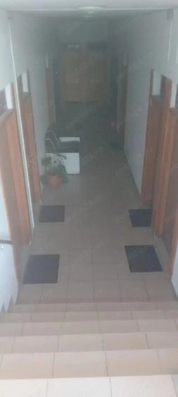 Casă cu 6 camere cu Teren 600 Mp în Geamăna
