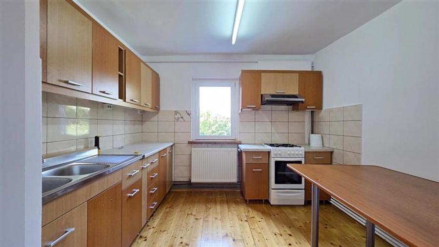 Apartament cu 3 camere decomandat în Fabric