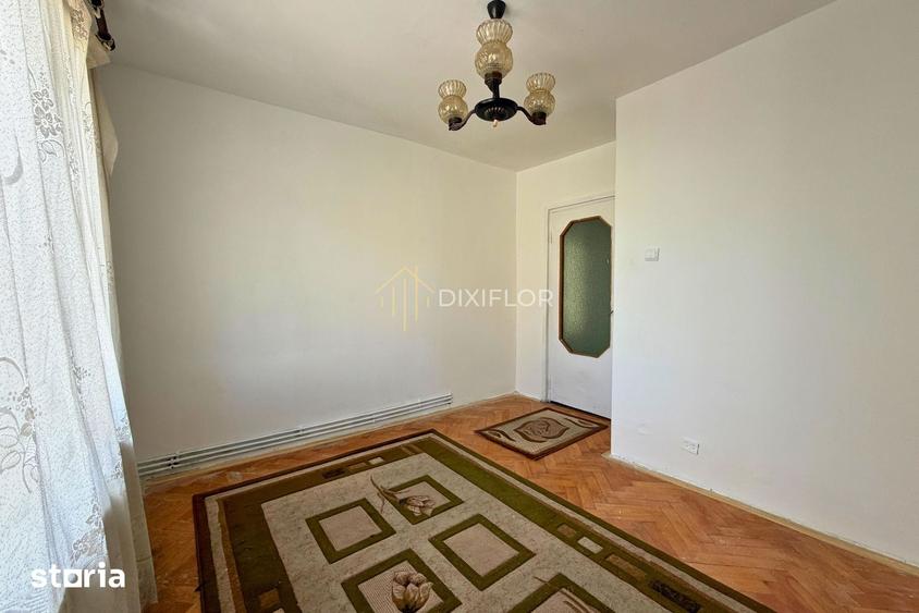 Apartament cu 3 camere în Tudor Vladimirescu