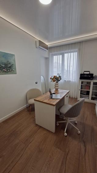 Birou, de 192.5 mp, în Pipera