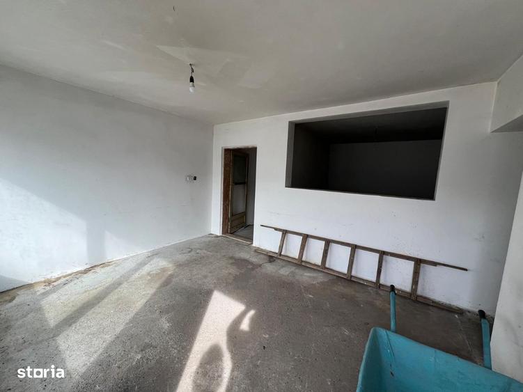 DE VANZARE Spatiu Comercial Str. Prelungirea Traian PRET 290.000 E Neg - 8