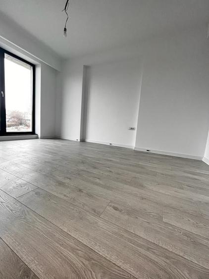 Apartament cu 3 camere decomandat în Gorjului