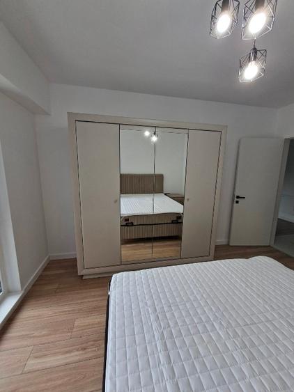Inchiriez apartament cu 2 camere  - 12