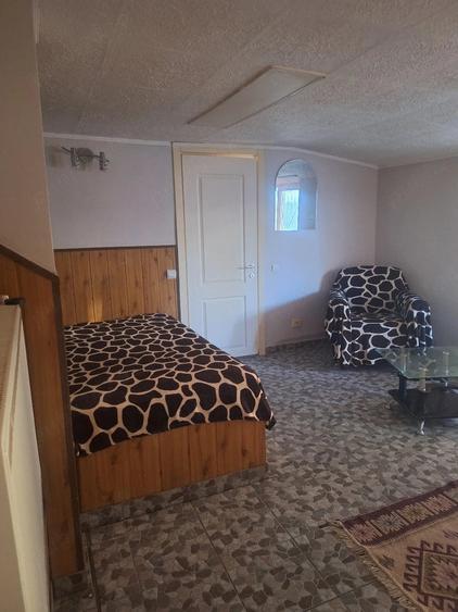Casă cu Teren 601 Mp în Comana