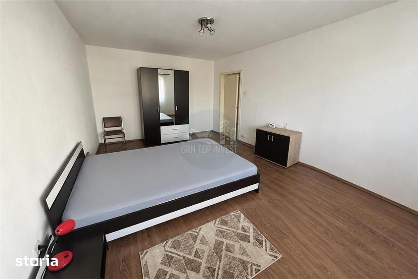 Apartament cu 3 camere decomandat în Mihai Viteazul