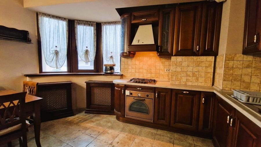 Apartament cu 2 camere semidecomandat, mobilat în Domenii