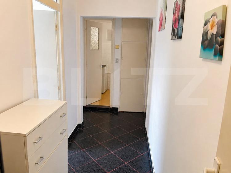 Apartament cu 2 camere decomandat în Vest