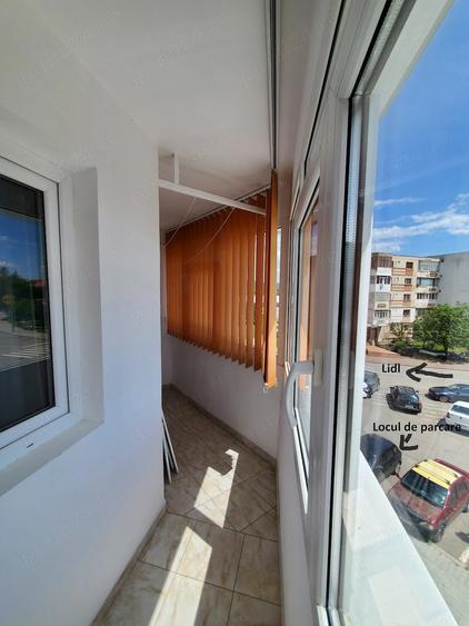 Apartament cu 2 camere decomandat în Exterior Vest