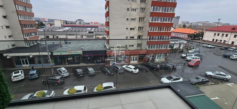 Apartament cu 2 camere decomandat în Semicentral