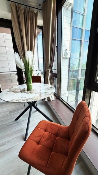 Apartament cu 2 camere semidecomandat, mobilat în Central