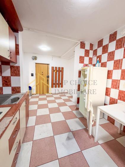 Apartament cu 2 camere semidecomandat în Moșilor